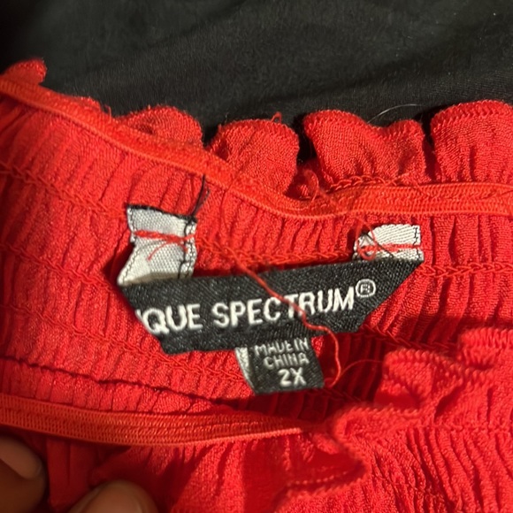 Red off the shoulder blouse with 3/4 sleeves. - Picture 3 of 3